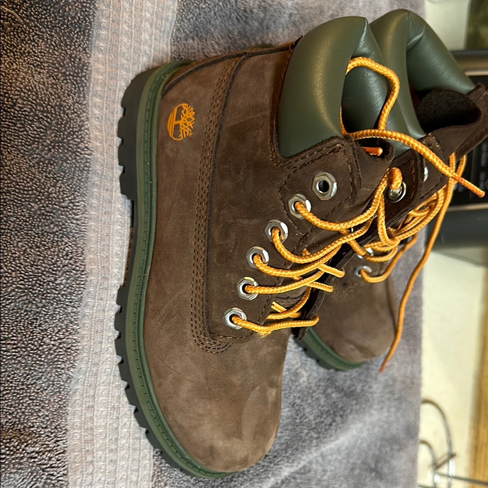 Timberland Brown and Green Leather Boots
